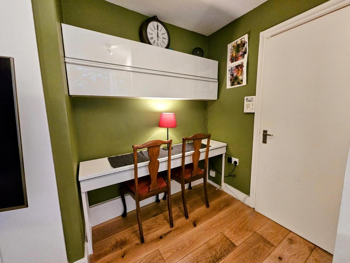 Victorian Superior Property Hotel Лондон Екстериор снимка